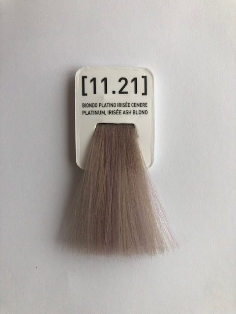 11.21 Platinum Irisee Ash Blond